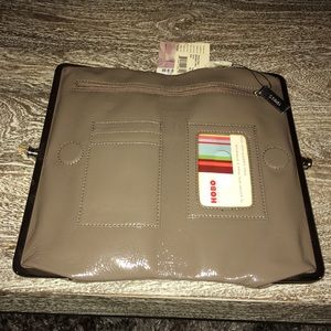 Wallet/satchel brand new and tags on!